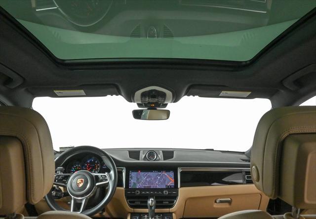 Photo of 2021 Black Porsche Macan