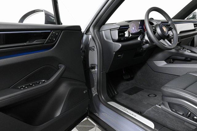 Photo of 2025 Slate Grey Neo Porsche Macan