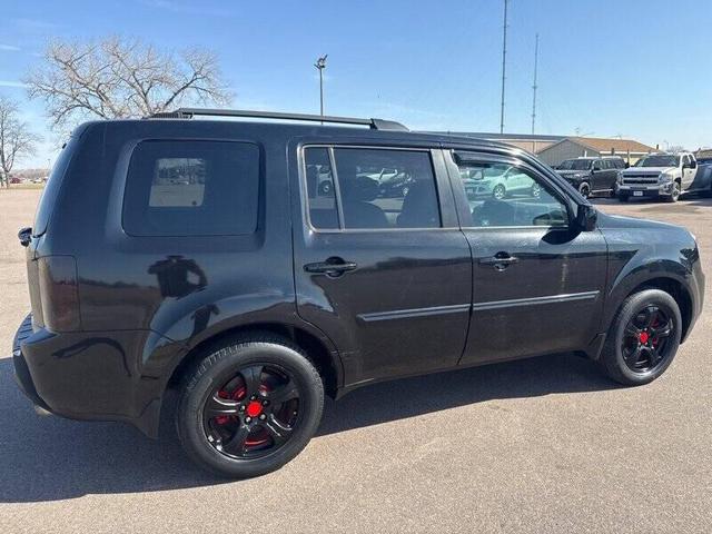 Photo of 2012 Crystal Black Pearl Honda Pilot