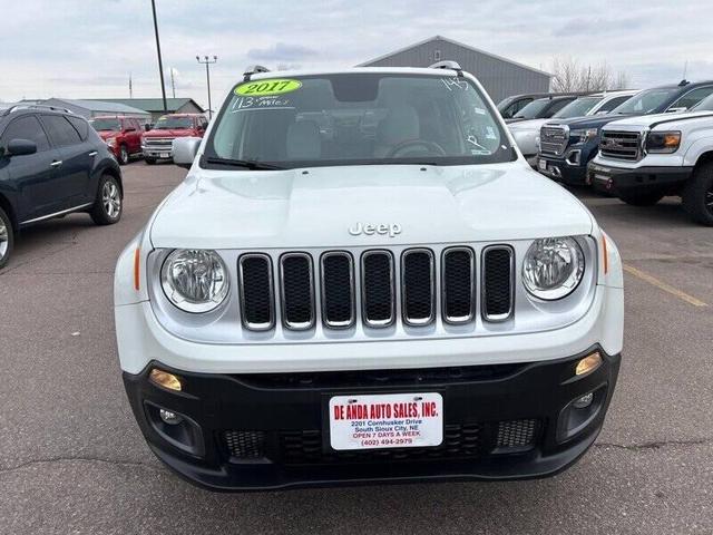 Photo of 2017 Alpine White Jeep Renegade