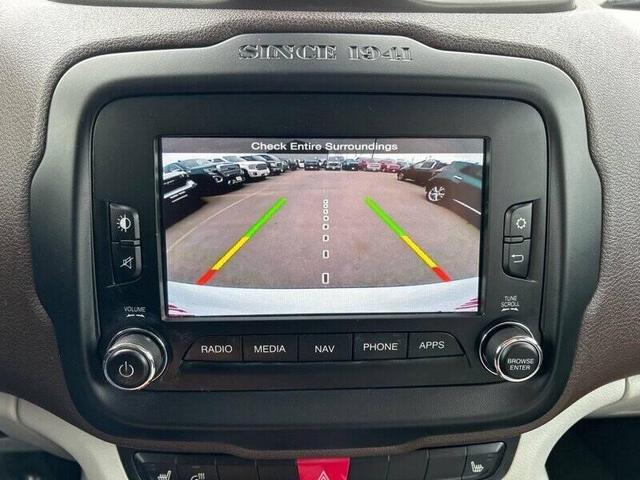 Photo of 2017 Alpine White Jeep Renegade