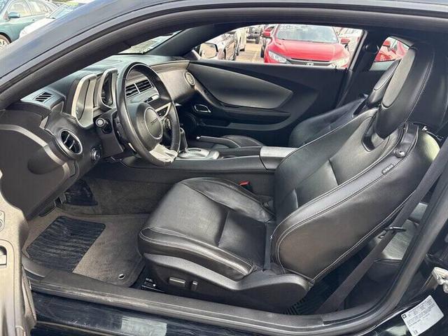 Photo of 2011 Black Chevrolet Camaro