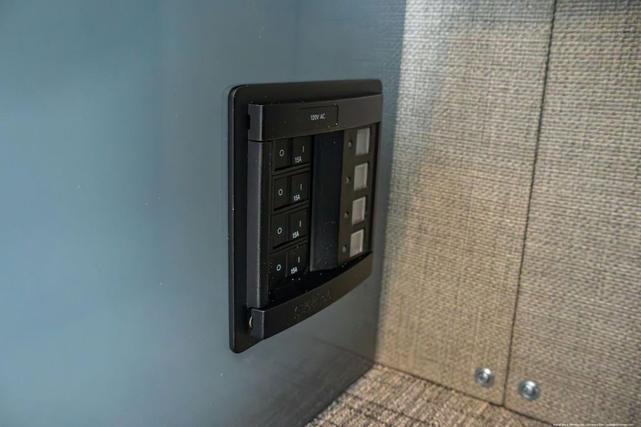 Photo of 2021 Graphite Grey Mercedes-Benz Sprinter 2500