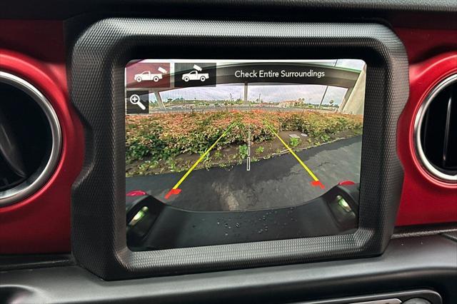 Photo of 2022 Black Clearcoat Jeep Gladiator