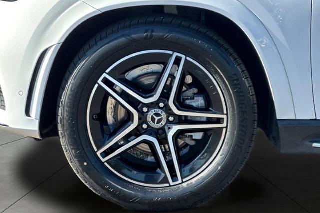 Photo of 2022 Polar White Mercedes-Benz GLE 350