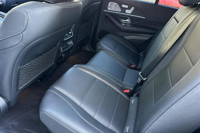 Photo of 2022 Polar White Mercedes-Benz GLE 350