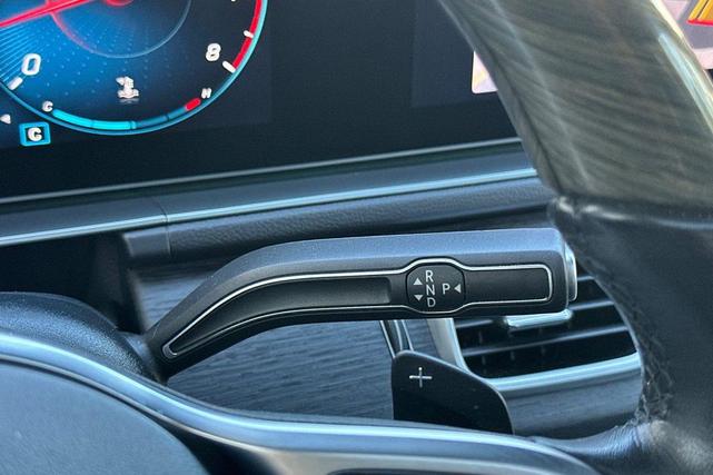 Photo of 2022 Polar White Mercedes-Benz GLE 350