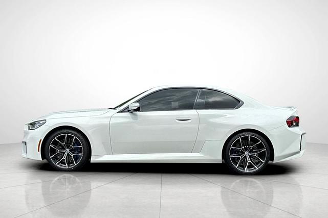 Photo of 2023 Alpine White BMW M2