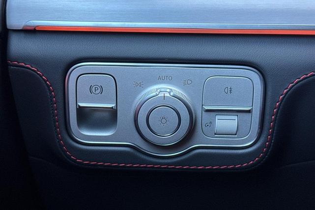Photo of 2026 Polar White Mercedes-Benz AMG GLE 63