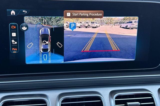 Photo of 2026 Polar White Mercedes-Benz AMG GLE 63