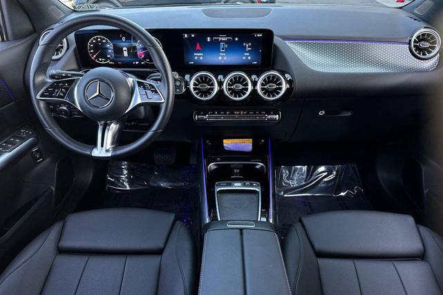 Photo of 2025 Polar White Mercedes-Benz GLA 250