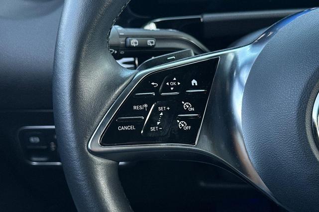 Photo of 2025 Polar White Mercedes-Benz GLA 250