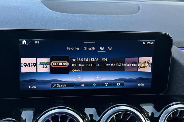 Photo of 2025 Polar White Mercedes-Benz GLA 250