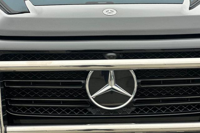 Photo of 2021 Black Mercedes-Benz G-Class