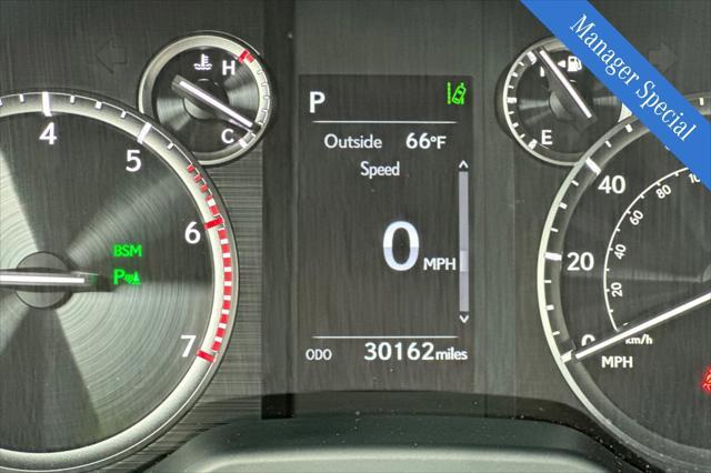 Photo of 2022 Black Lexus GX 460