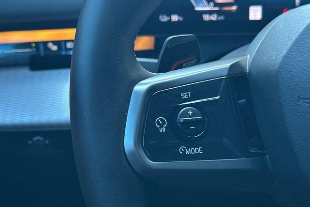 Photo of 2024 Alpine White BMW i5