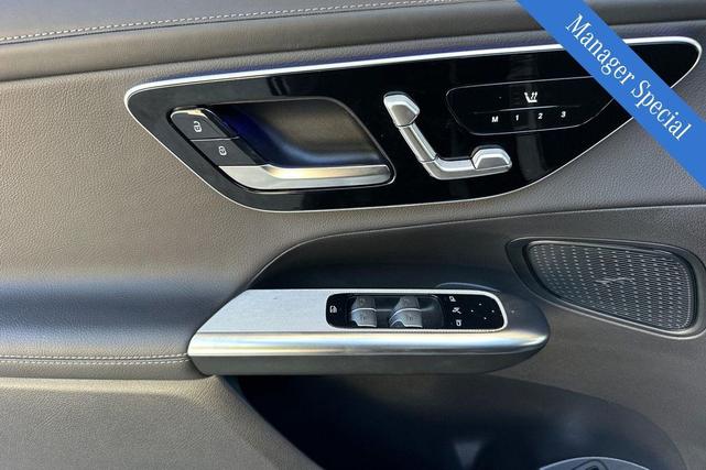 Photo of 2025 Black Mercedes-Benz GLC 300