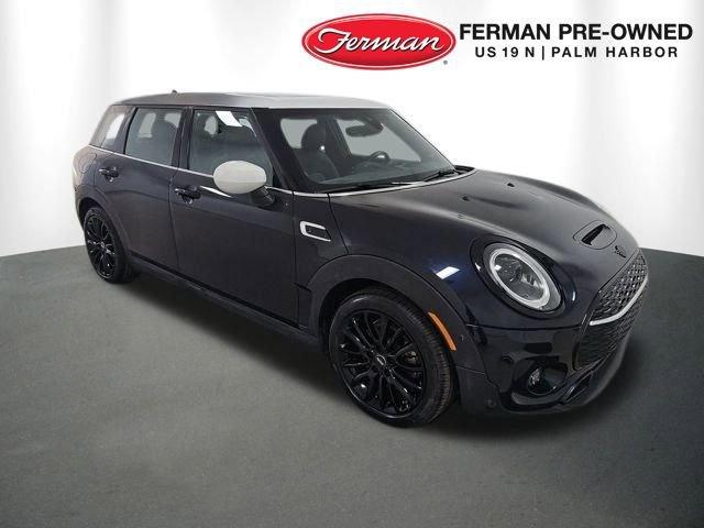 Photo of 2023 Black Metallic MINI Clubman