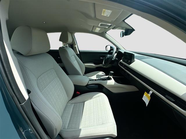Photo of 2025 Nordic Forest Pearl Honda HR-V