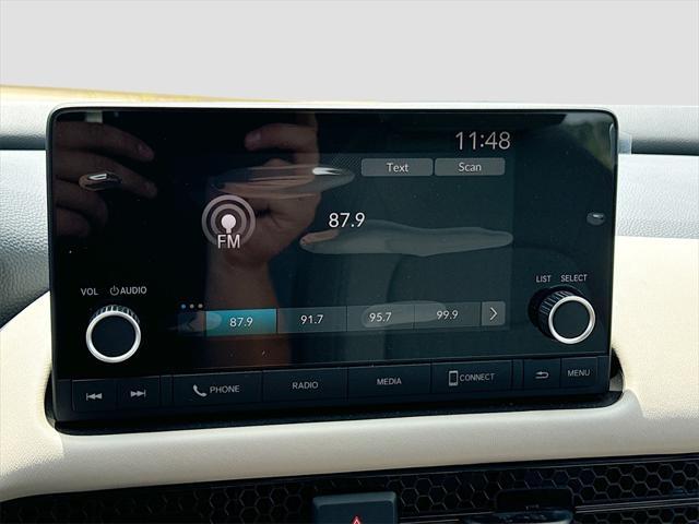 Photo of 2025 Nordic Forest Pearl Honda HR-V