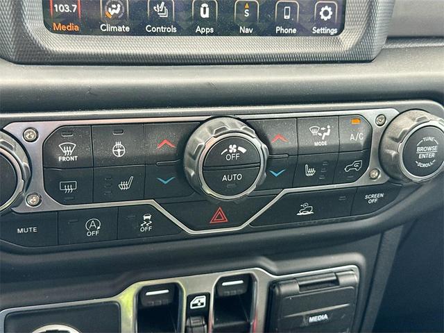 Photo of 2021 Black Clearcoat Jeep Gladiator