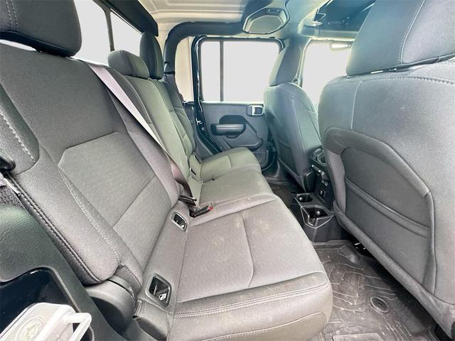 Photo of 2021 Black Clearcoat Jeep Gladiator