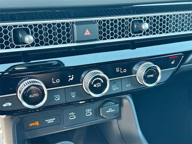 Photo of 2026 Platinum Honda Civic Hybrid