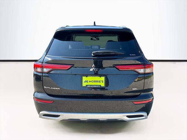 Photo of 2024 Black Diamond Mitsubishi Outlander