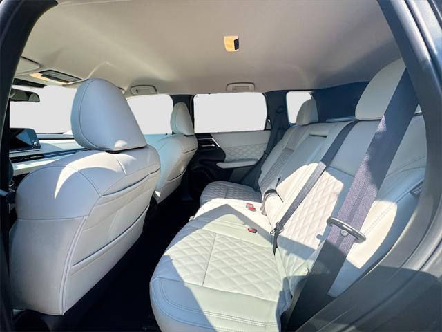 Photo of 2024 Black Diamond Mitsubishi Outlander