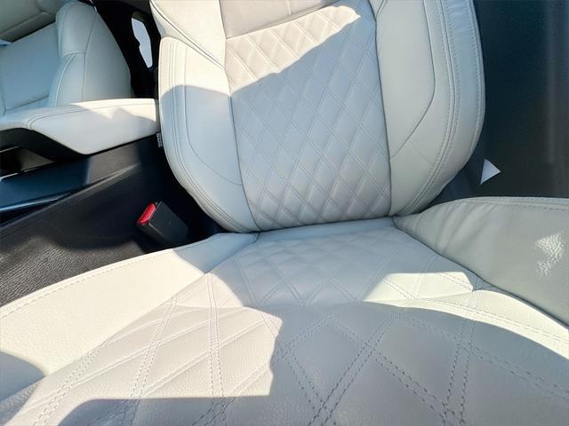 Photo of 2024 Black Diamond Mitsubishi Outlander