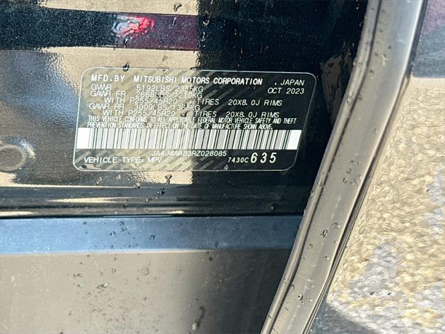 Photo of 2024 Black Diamond Mitsubishi Outlander