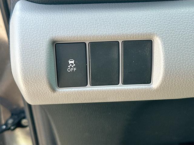 Photo of 2023 Modern Steel Metallic Honda Pilot