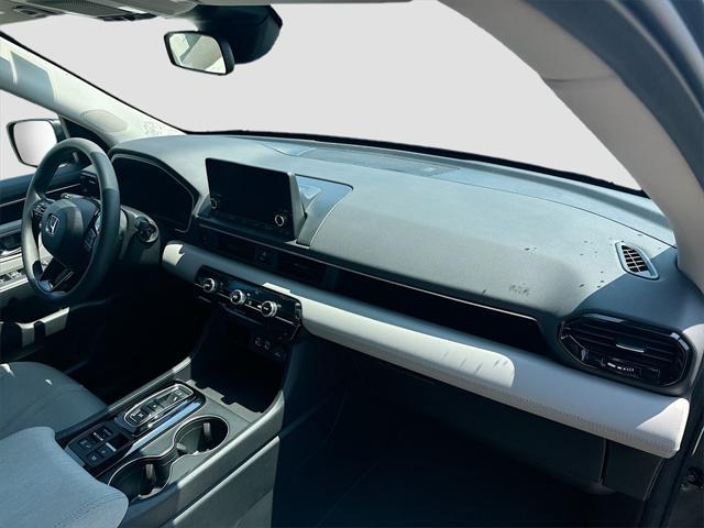 Photo of 2023 Modern Steel Metallic Honda Pilot