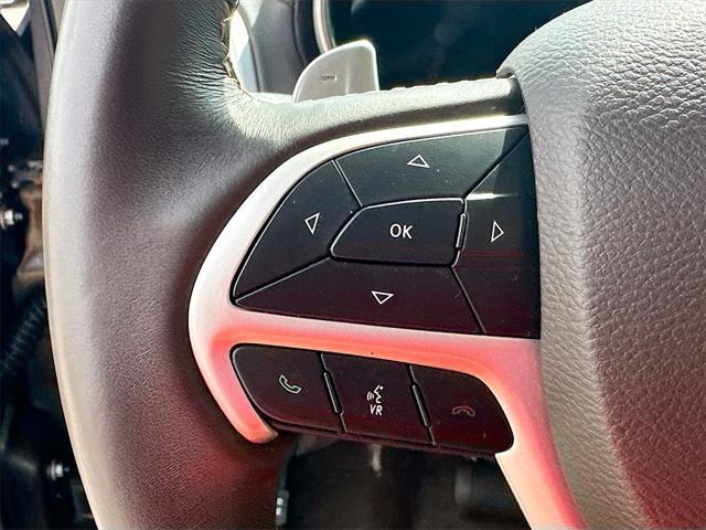 Photo of 2021 Granite Crystal Metallic Clearcoat Jeep Grand Cherokee