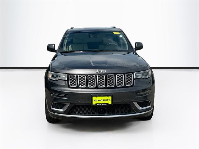 Photo of 2021 Granite Crystal Metallic Clearcoat Jeep Grand Cherokee
