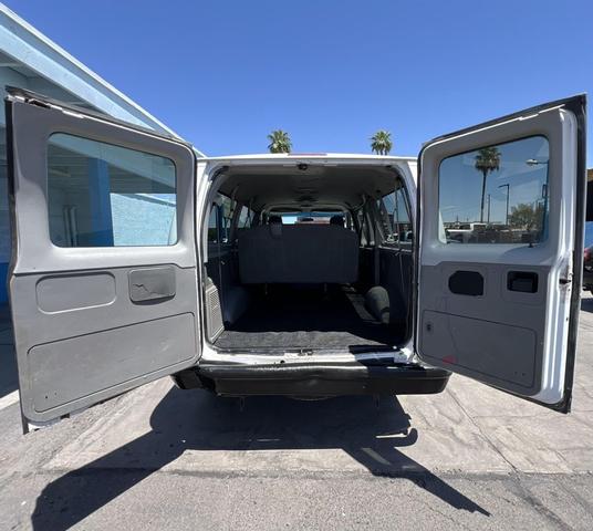 Photo of 2011 Oxford White Ford E150