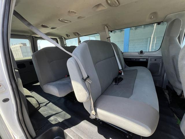Photo of 2011 Oxford White Ford E150
