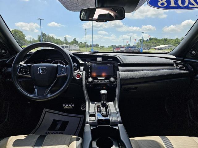 Photo of 2018 White Orchid Pearl Honda Civic