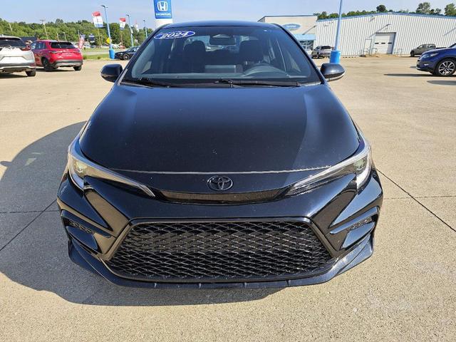 Photo of 2024 Midnight Black Metallic Toyota Corolla