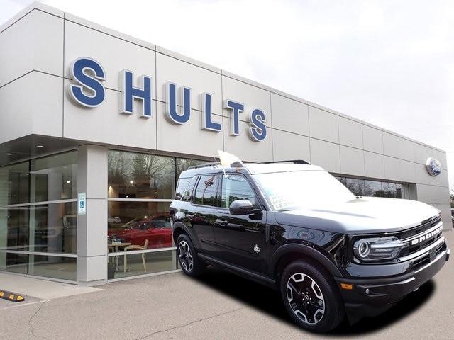 Photo of 2021 SHADOW BLACK Ford Bronco Sport