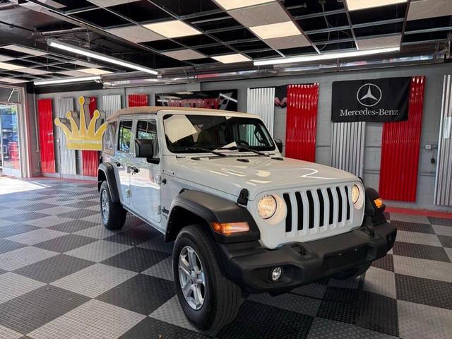 Photo of 2021 Bright White Clearcoat Jeep Wrangler Unlimited