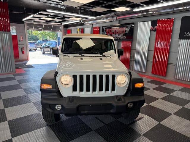 Photo of 2021 Bright White Clearcoat Jeep Wrangler Unlimited