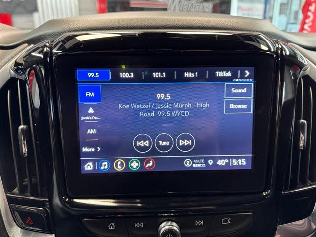 Photo of 2022 Northsky Blue Metallic Chevrolet Traverse
