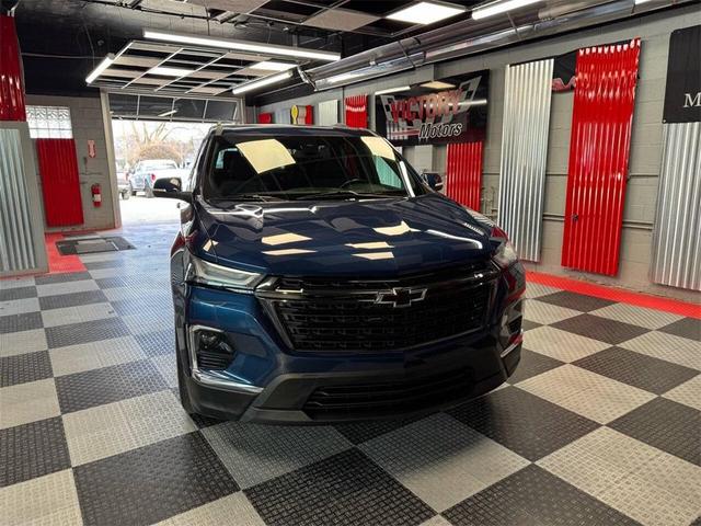 Photo of 2022 Northsky Blue Metallic Chevrolet Traverse