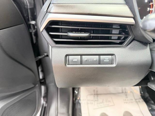 Photo of 2023 Gun Metallic Nissan Altima