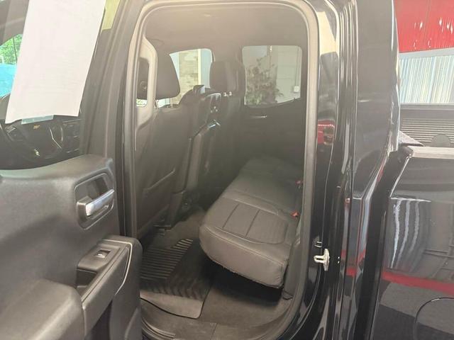 Photo of 2021 Black Chevrolet Silverado 1500