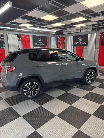 Photo of 2022 Sting Gray Clearcoat Jeep Compass