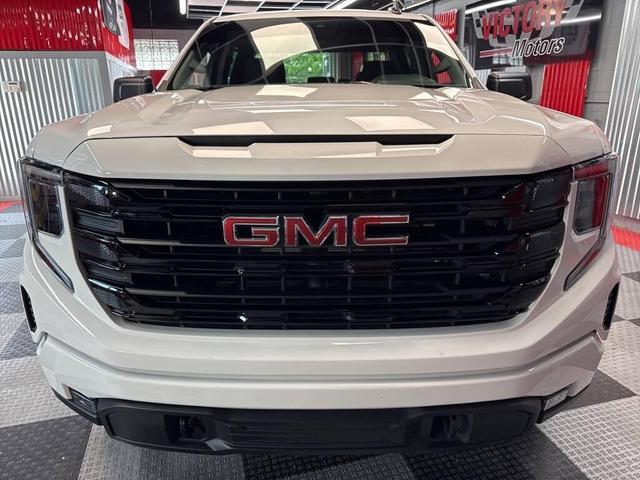 Photo of 2024 Summit White GMC Sierra 1500