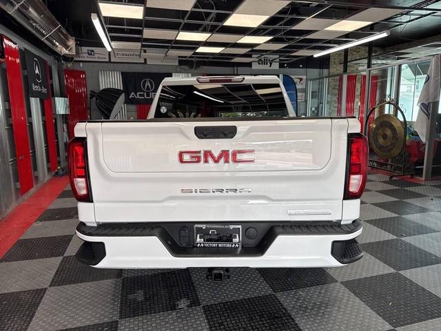 Photo of 2024 Summit White GMC Sierra 1500
