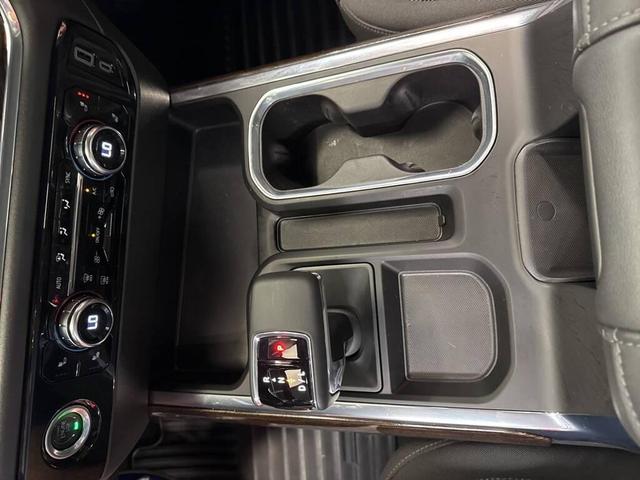 Photo of 2024 Summit White GMC Sierra 1500